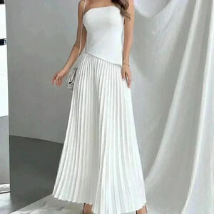 Beige Casual Women's Elegant Asymmetrical Hem Strapless Top & Pleated Skirt